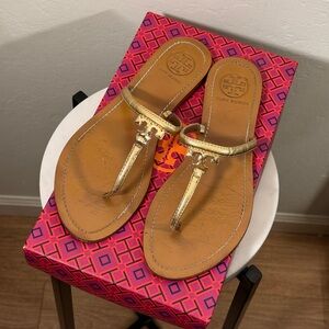 Tory burch thong sandal size 7.5